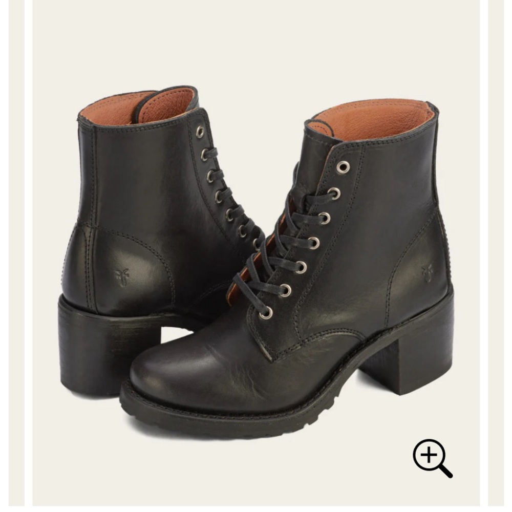 Frye Sabrina Lace up ankle boots